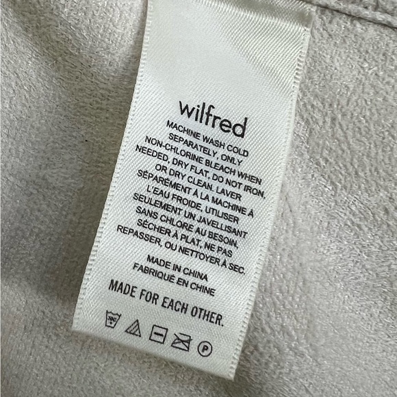 Aritzia WILFRED faux leather shirt/shacket in excellent condition - Picture 5 of 6